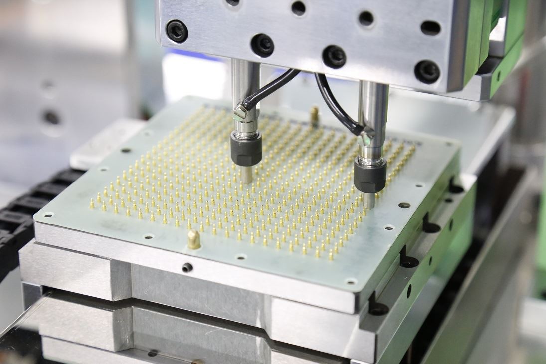 ミニ コネクタ設計の 7 つの方向性