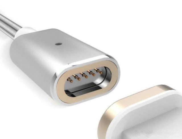 効率的な磁気ポゴピンコネクタ